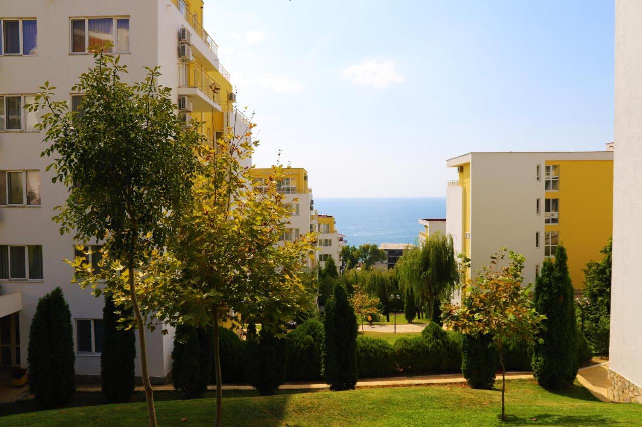 Fort Noks - Menada Apartments Szveti Vlasz Kültér fotó