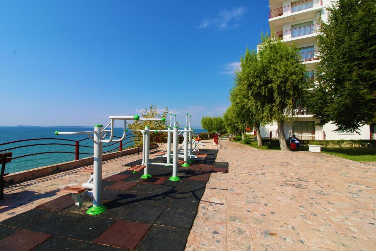 Fort Noks - Menada Apartments Szveti Vlasz Kültér fotó